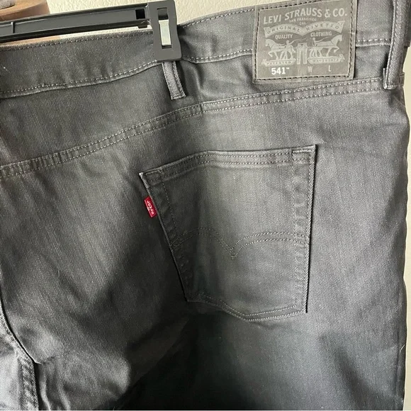 LEVIS Men's sz 60 x 32 541 Dark Gray Zipper Fly Jeans Denim - Picture 12 of 16